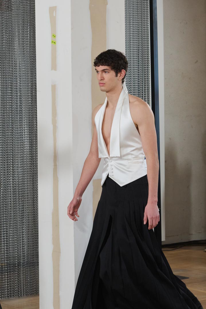 web-mans-mbfwm-oi26-acme-pablopaniagua-0043