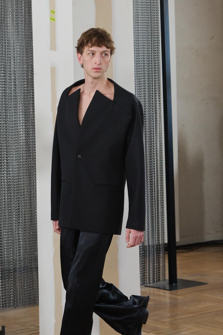 web-mans-mbfwm-oi26-acme-pablopaniagua-0050