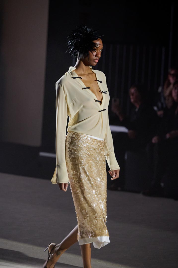 web-mechen-tomas-mbfwm-oi26-acme-pablopaniagua-0005