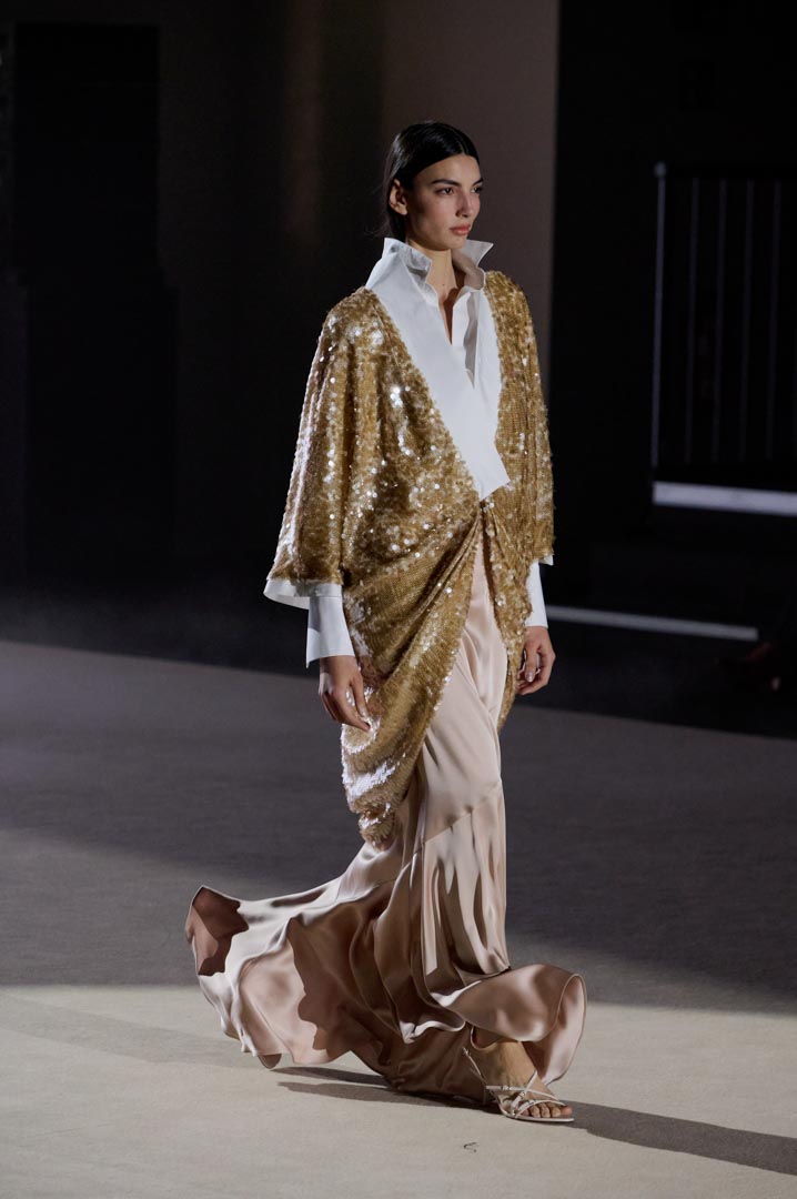 web-mechen-tomas-mbfwm-oi26-acme-pablopaniagua-0009