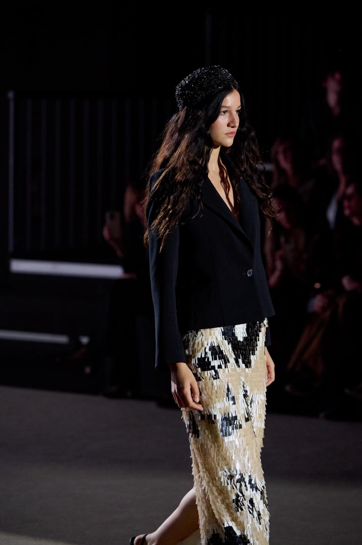 web-mechen-tomas-mbfwm-oi26-acme-pablopaniagua-0037