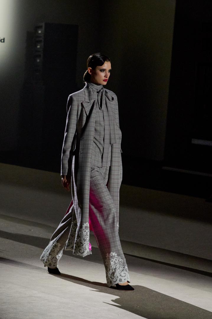 web-odette-alvarez-mbfwm-oi26-acme-pablopaniagua-0024