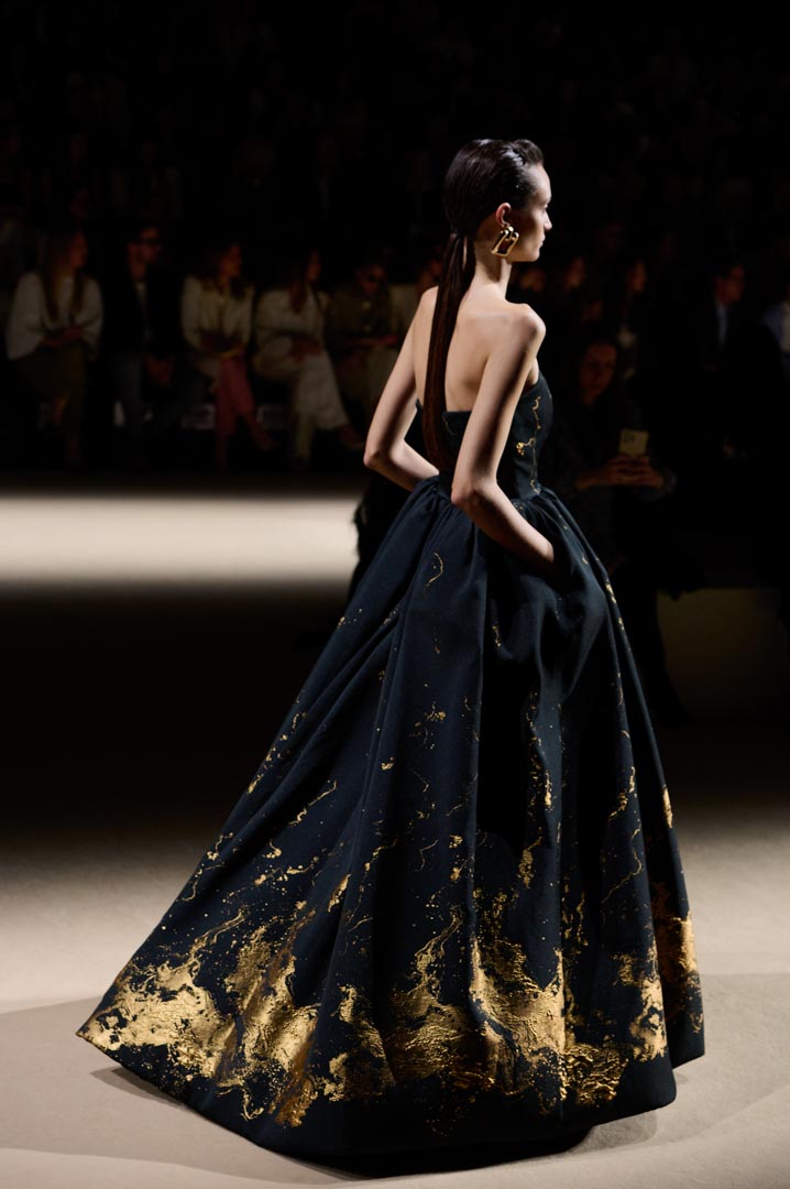 web-yolancris-mbfwm-oi26-acme-pablopaniagua-0021