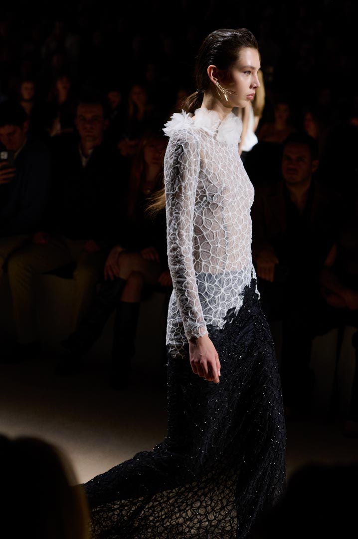 web-yolancris-mbfwm-oi26-acme-pablopaniagua-0037