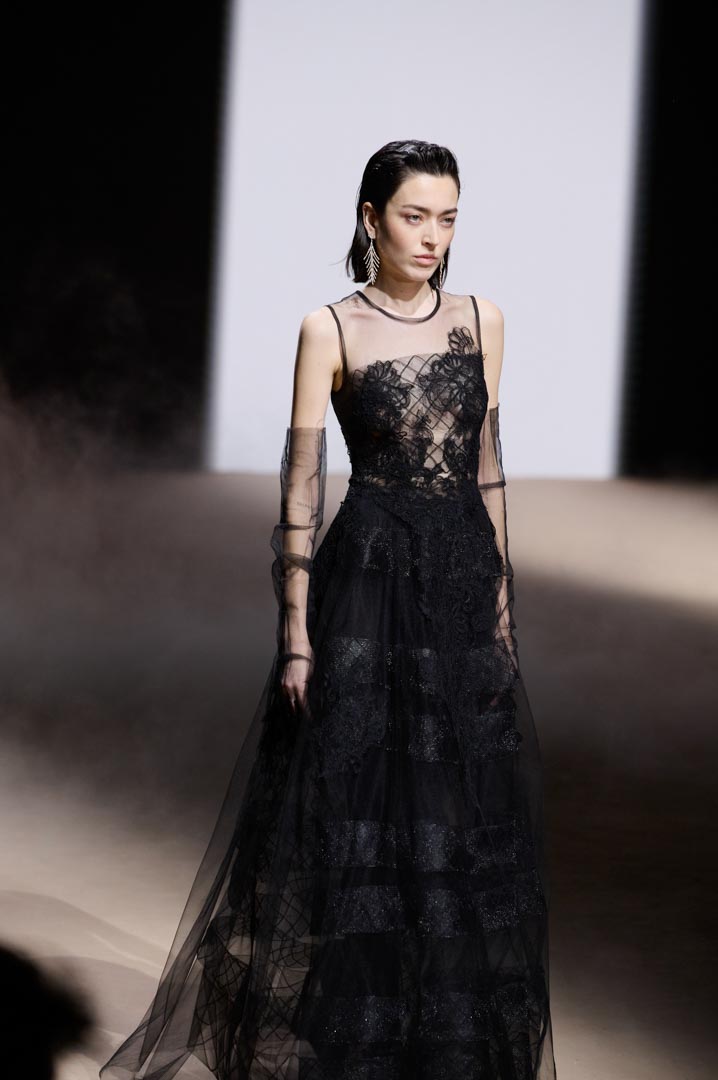 web-yolancris-mbfwm-oi26-acme-pablopaniagua-0040