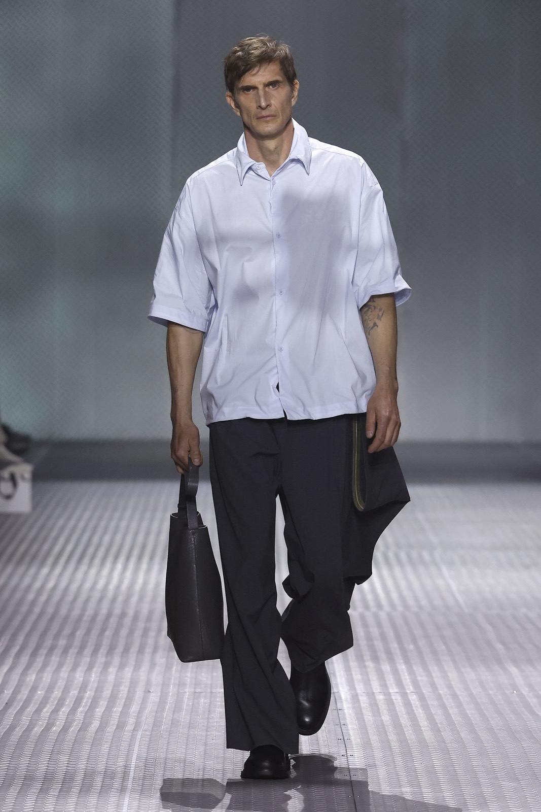 080-Adolfo-Dominguez 110901