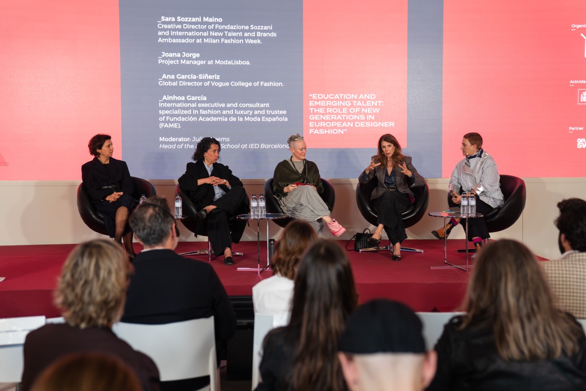 jornadas-internacionales-moda-autor-SARA TEROL RICO_EuropeanDesgnerFashionSummit_222