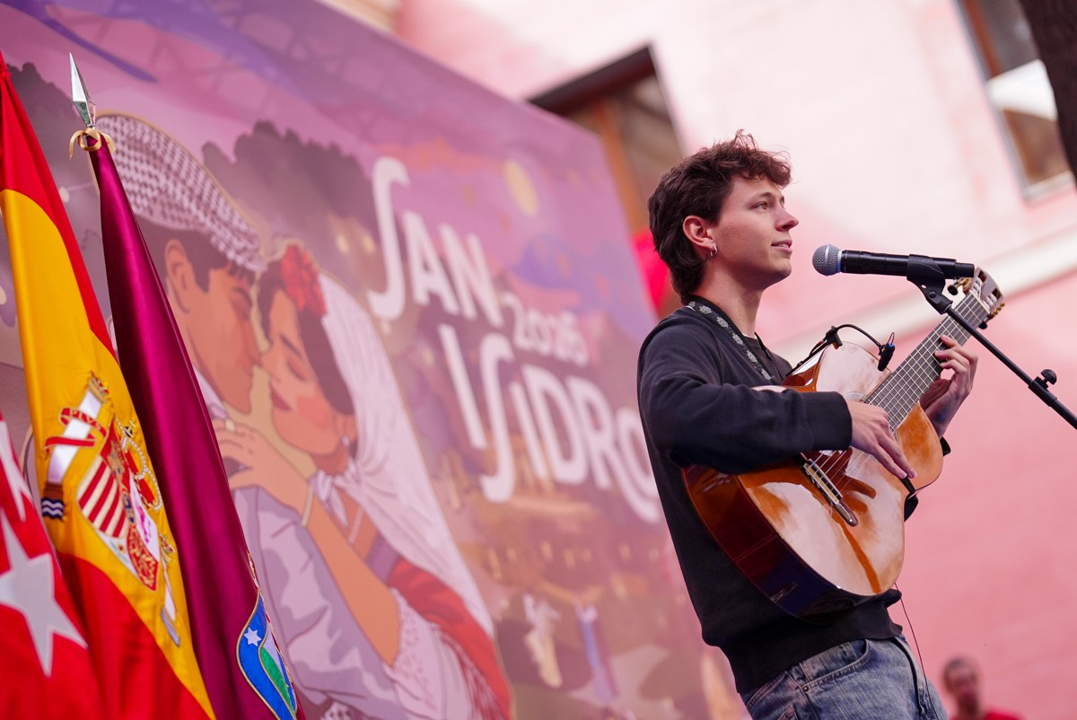Almeida invita a ‘chulapear’ en unas Fiestas de San Isidro llenas de tradición y cultura popular - Prensa - Fotografías de la presentación de las Fiestas de San Isidro 2026 - Presentación San Isidro 2026 (2)