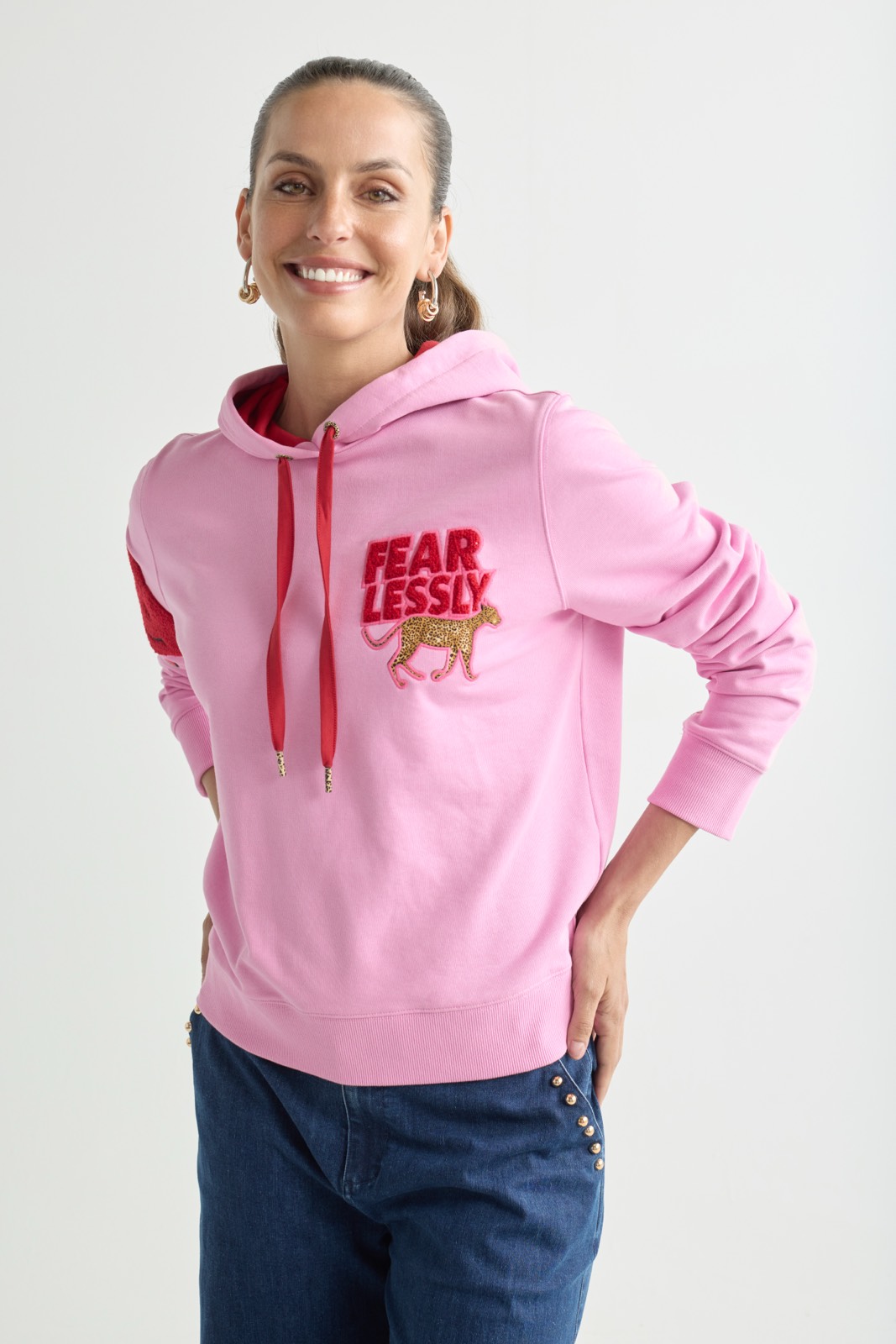 lola-casademunt-fearlessly-sudadera-LF2611043_024_1