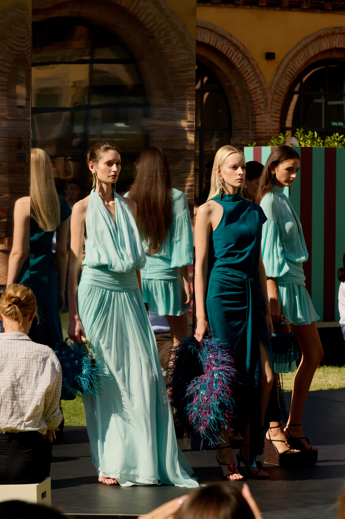 web-lola-casademunt-by-maite-mbfwm-0926-0045