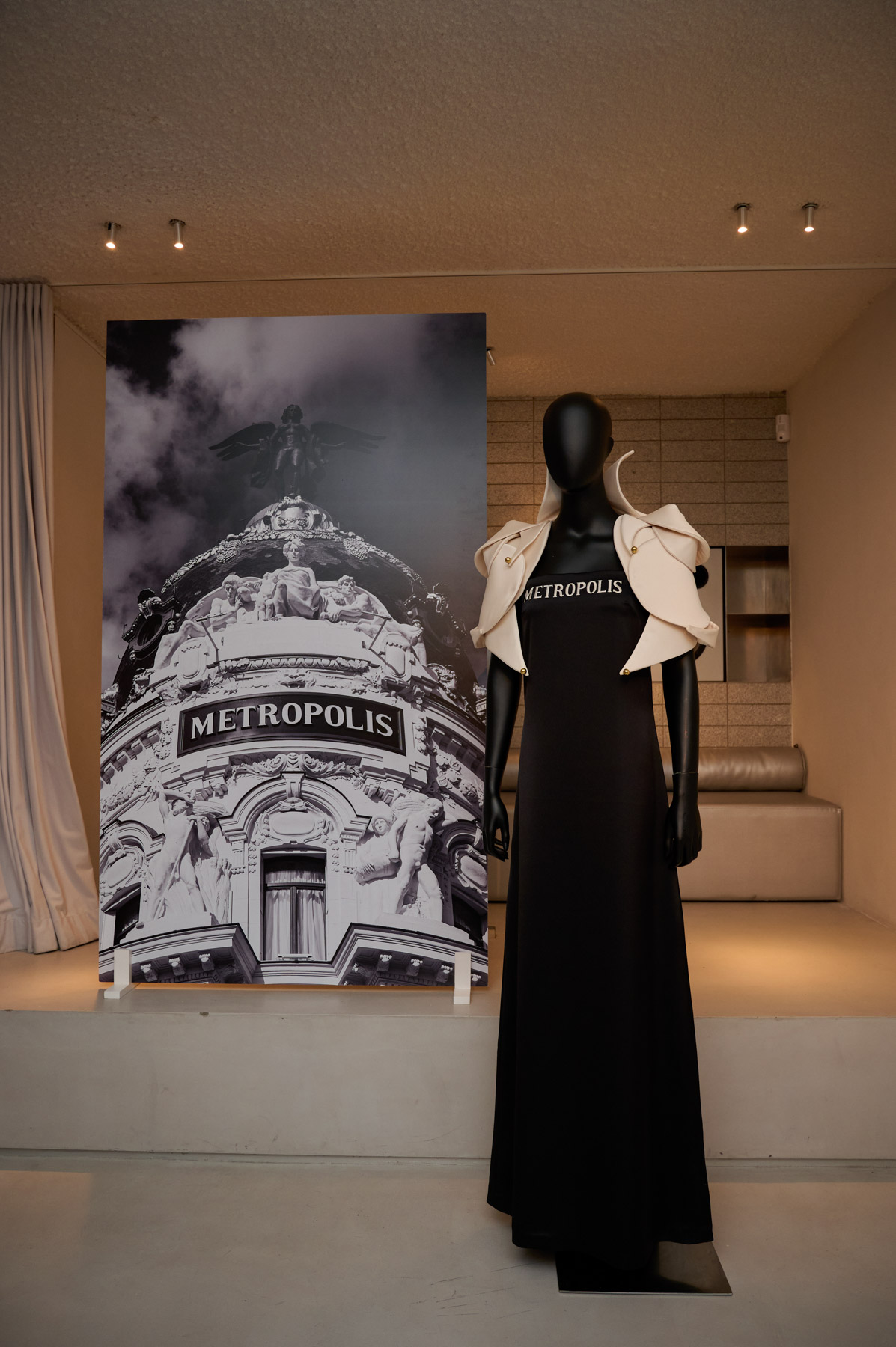 web-pedro-palmas-omoda-madrid-es-moda-0926-pablopaniagua-0014