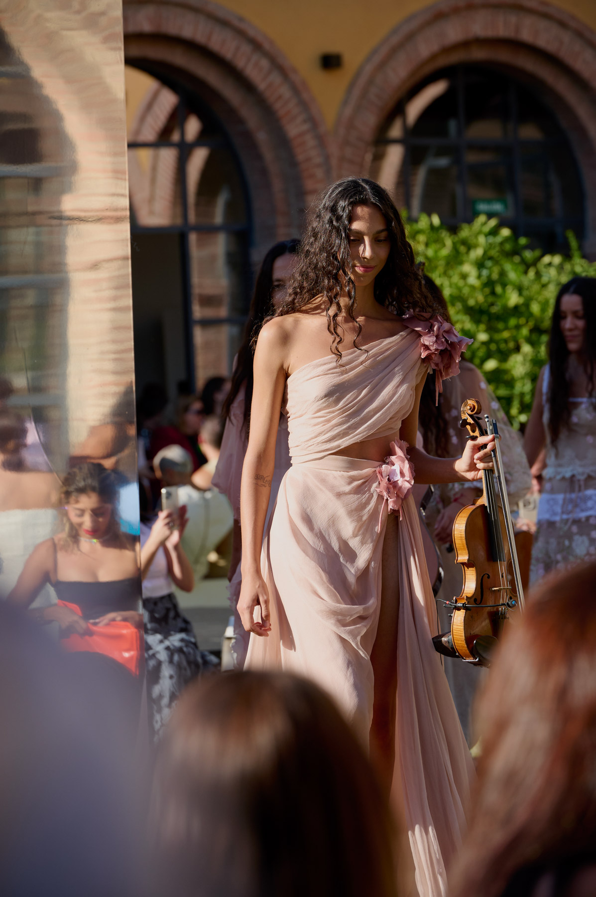 web-yolancris-mbfwm-0926-0001